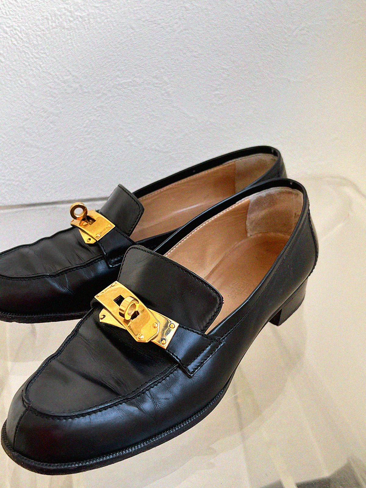 HERMES エルメス ケリー ローファー ターンロック ゴールド 34.5 HERMES エルメス ケリー ローファー ターンロック ゴールド 34.5